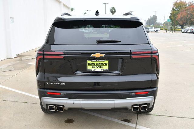 used 2025 Chevrolet Traverse car, priced at $34,188