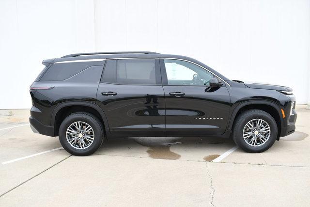 used 2025 Chevrolet Traverse car, priced at $34,188