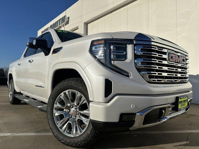 new 2025 GMC Sierra 1500 car, priced at $69,240