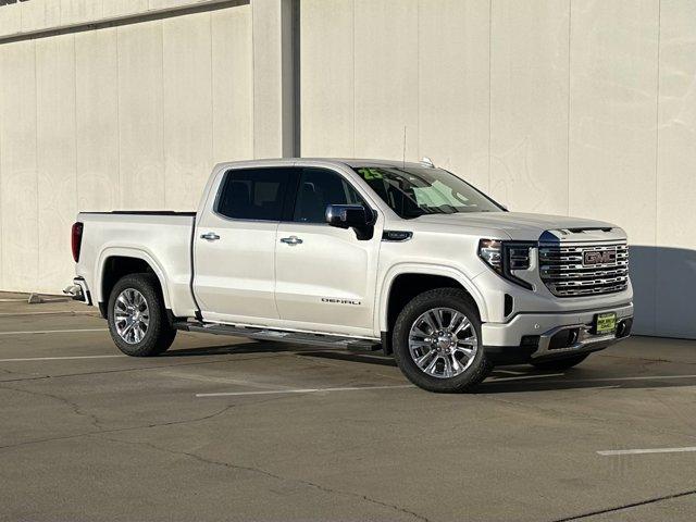 new 2025 GMC Sierra 1500 car, priced at $69,240