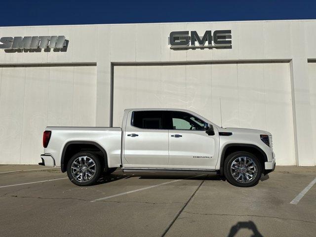 new 2025 GMC Sierra 1500 car, priced at $79,605