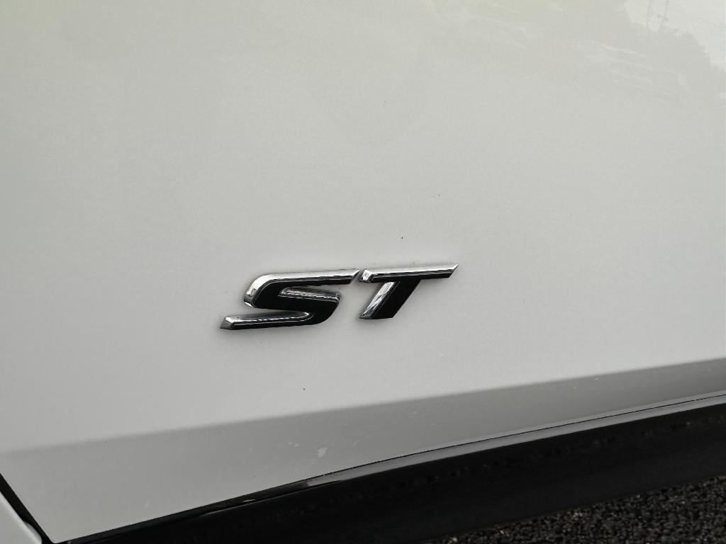 used 2025 Buick Envista car, priced at $24,500