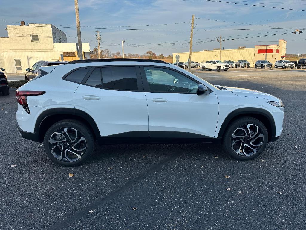 new 2025 Chevrolet Trax car, priced at $26,344