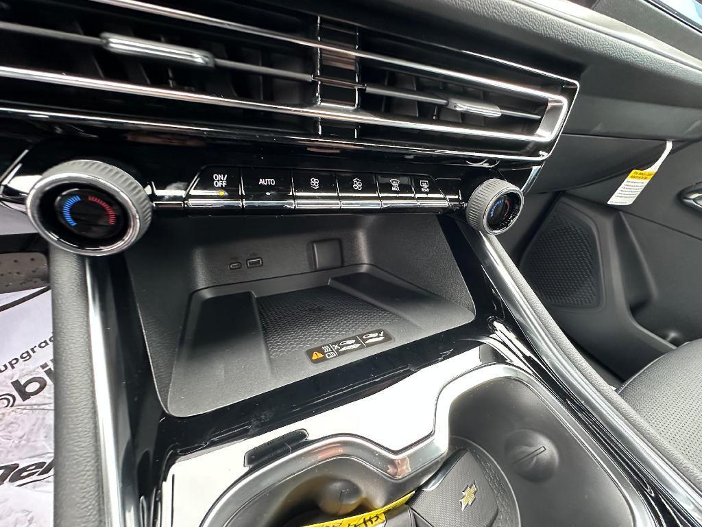 new 2025 Chevrolet Traverse car, priced at $46,157