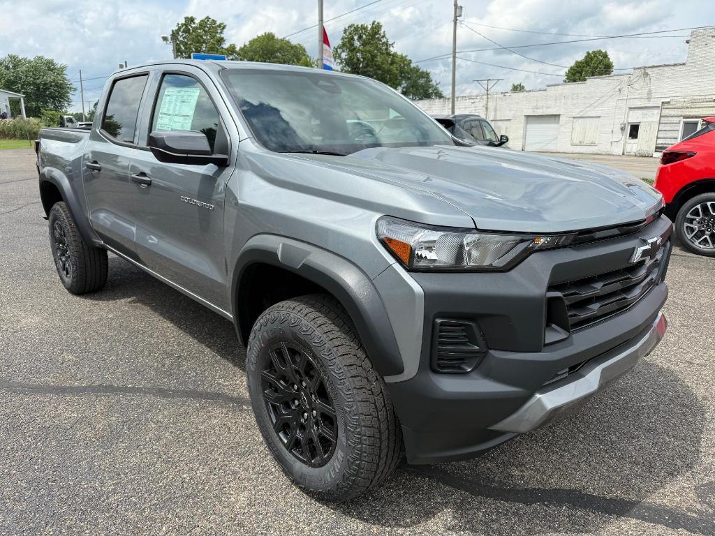 new 2025 Chevrolet Colorado car, priced at $43,685
