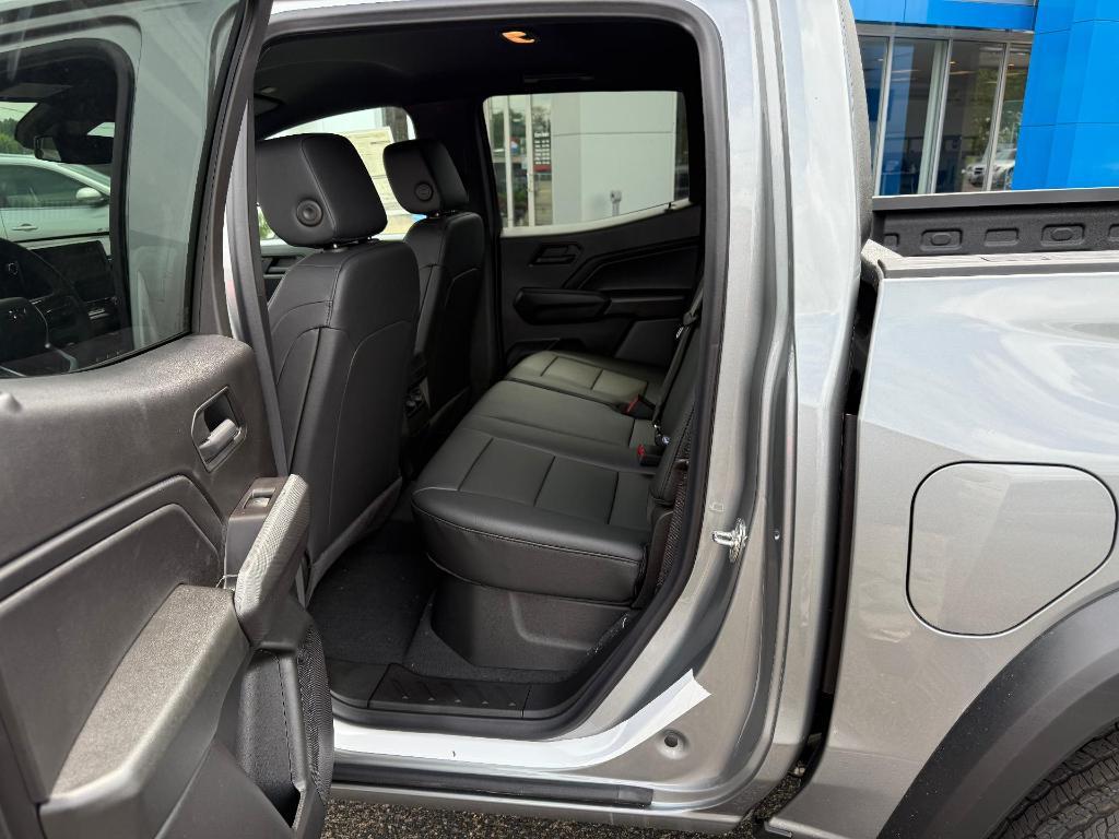 new 2025 Chevrolet Colorado car, priced at $43,685