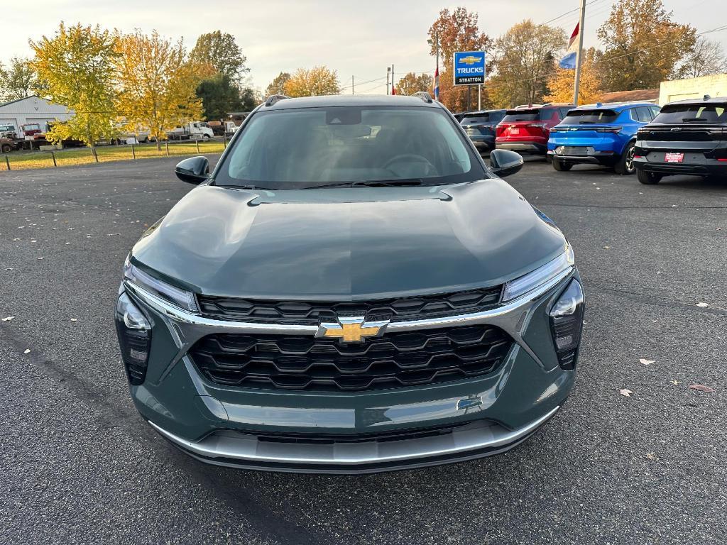 new 2025 Chevrolet Trax car, priced at $24,254