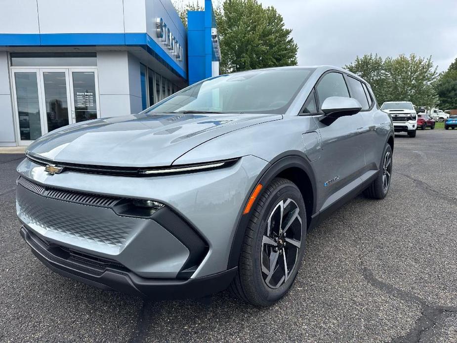 new 2025 Chevrolet Equinox EV car, priced at $37,290