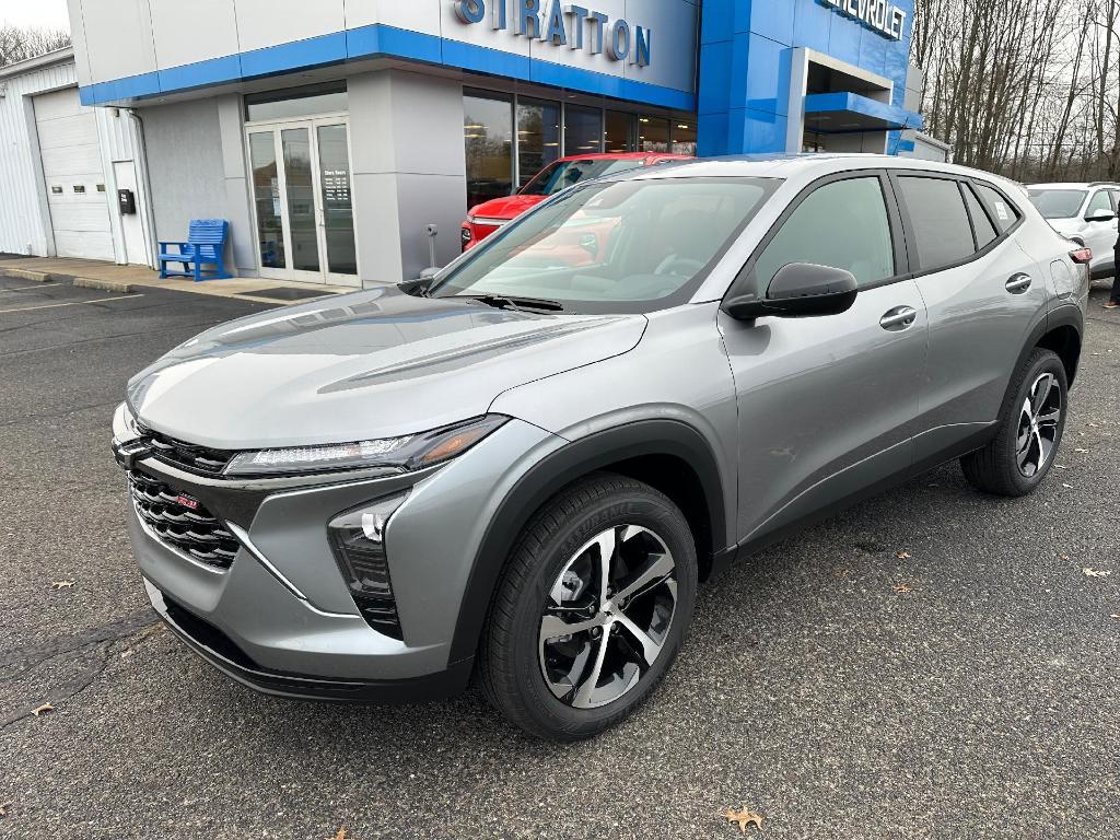 new 2025 Chevrolet Trax car