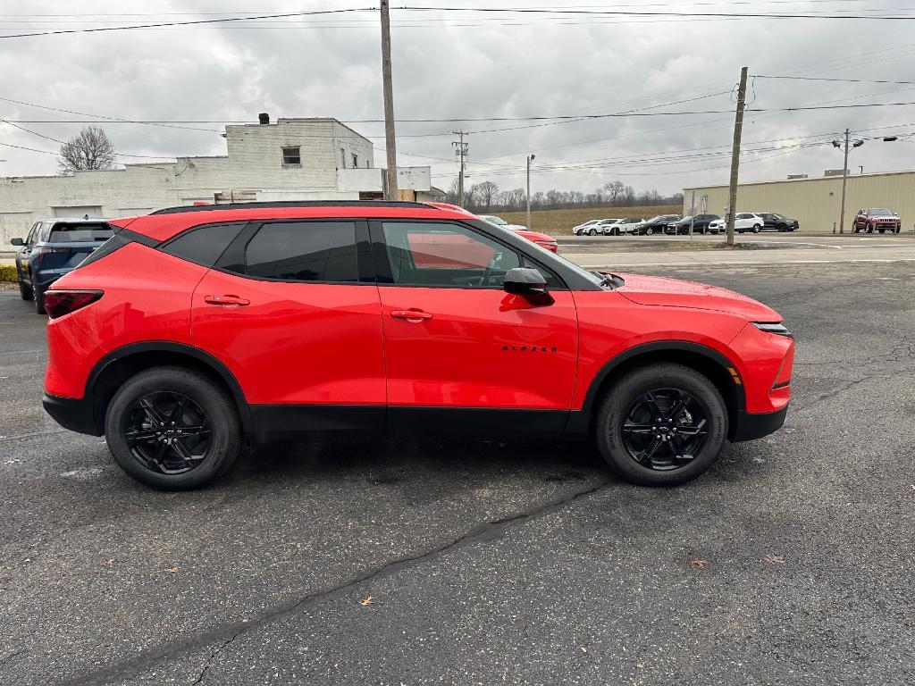 new 2025 Chevrolet Blazer car, priced at $37,465