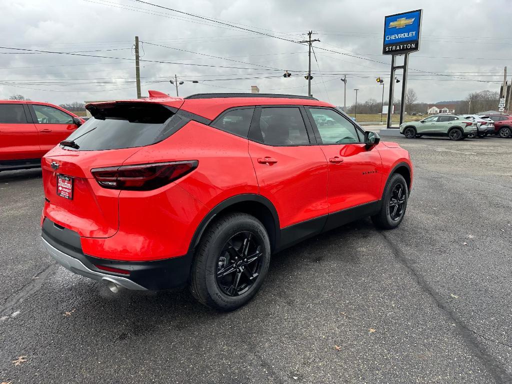 new 2025 Chevrolet Blazer car, priced at $37,465