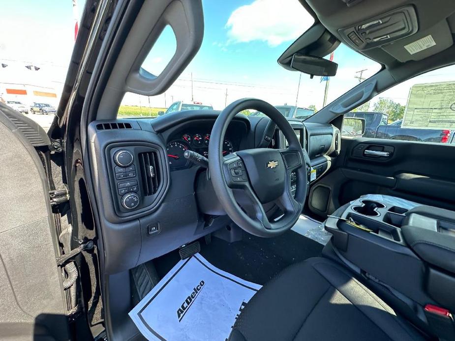 new 2024 Chevrolet Silverado 1500 car, priced at $43,897