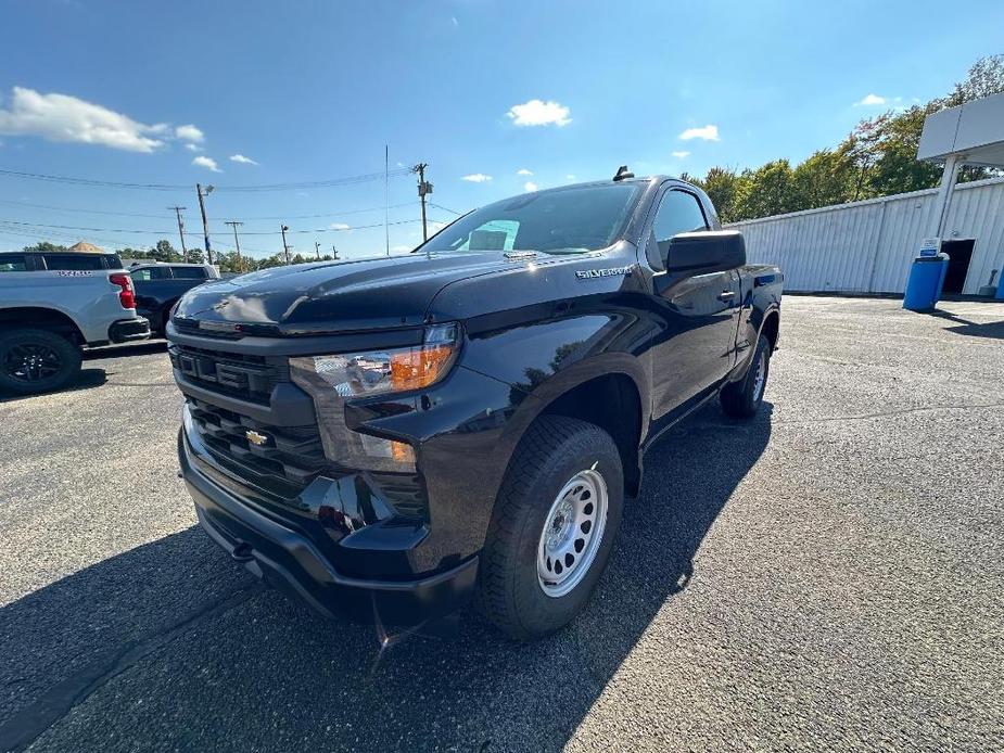 new 2024 Chevrolet Silverado 1500 car, priced at $43,897