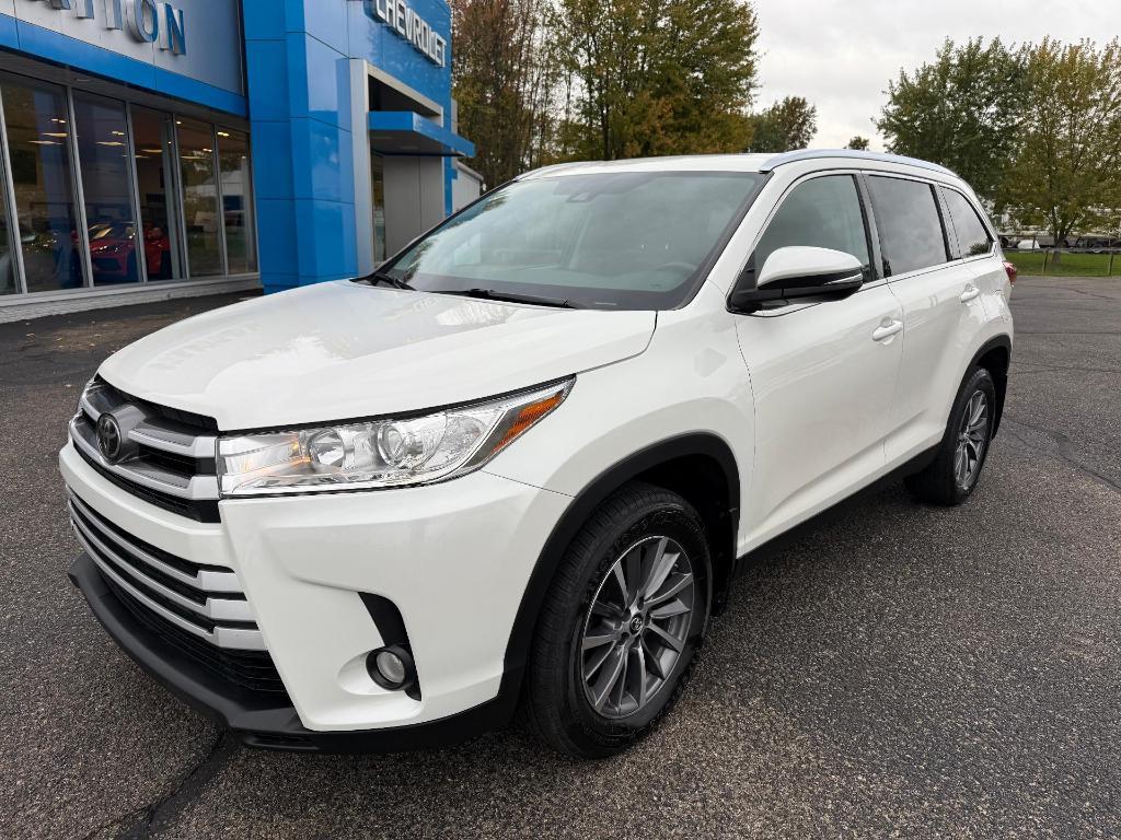 used 2019 Toyota Highlander car, priced at $24,500