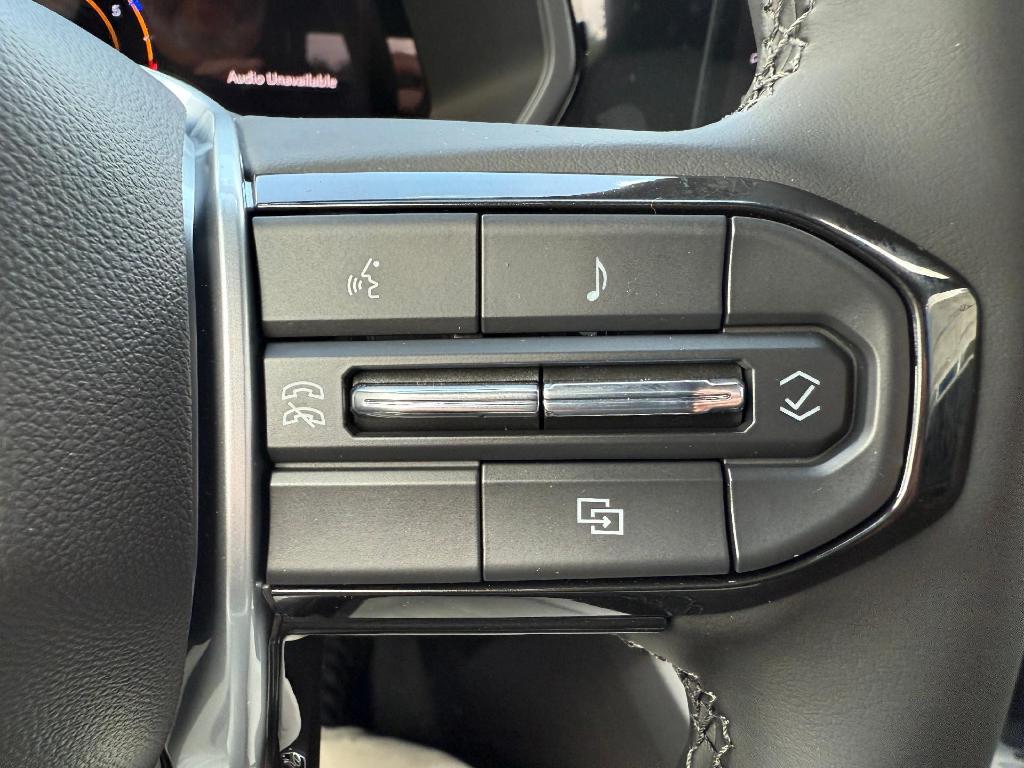 new 2025 Chevrolet Colorado car, priced at $39,610