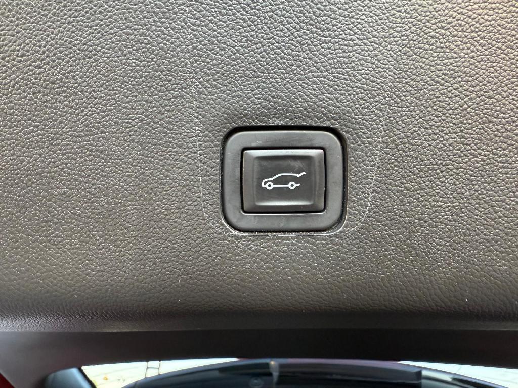 used 2019 Chevrolet Traverse car, priced at $19,995