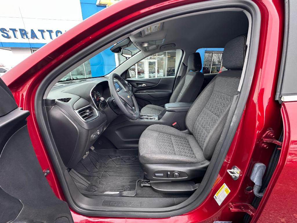 used 2023 Chevrolet Equinox car, priced at $21,995