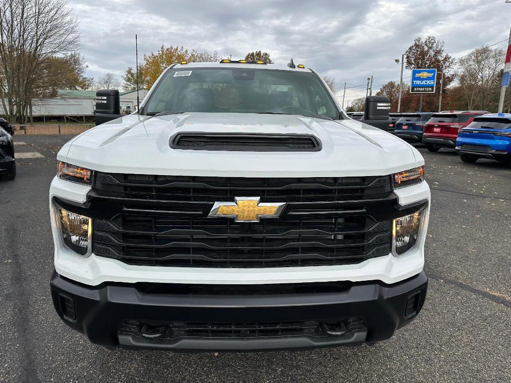 new 2025 Chevrolet Silverado 3500 car, priced at $50,500