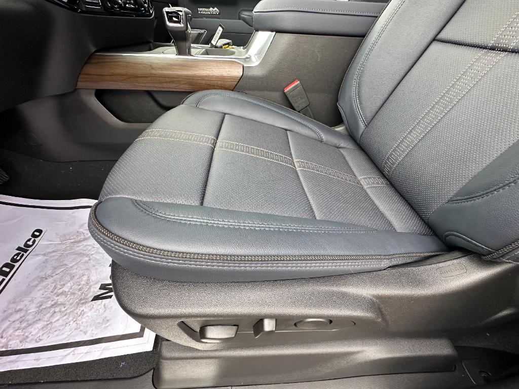 new 2025 Chevrolet Silverado 1500 car, priced at $69,420