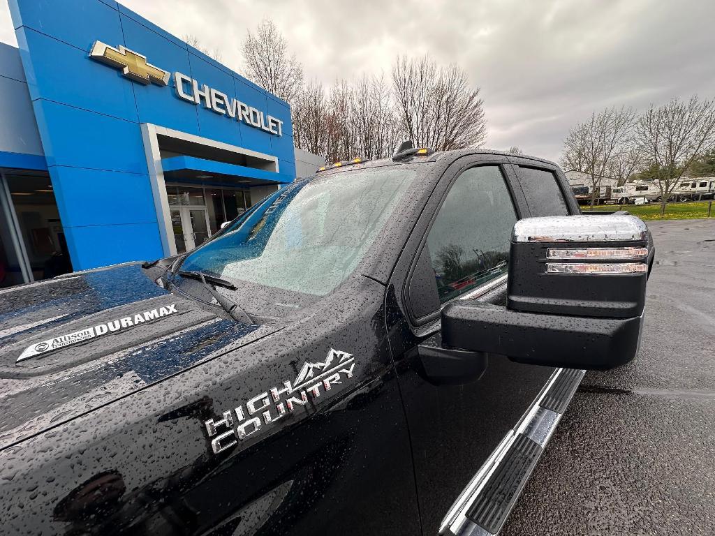 new 2025 Chevrolet Silverado 3500 car, priced at $84,880