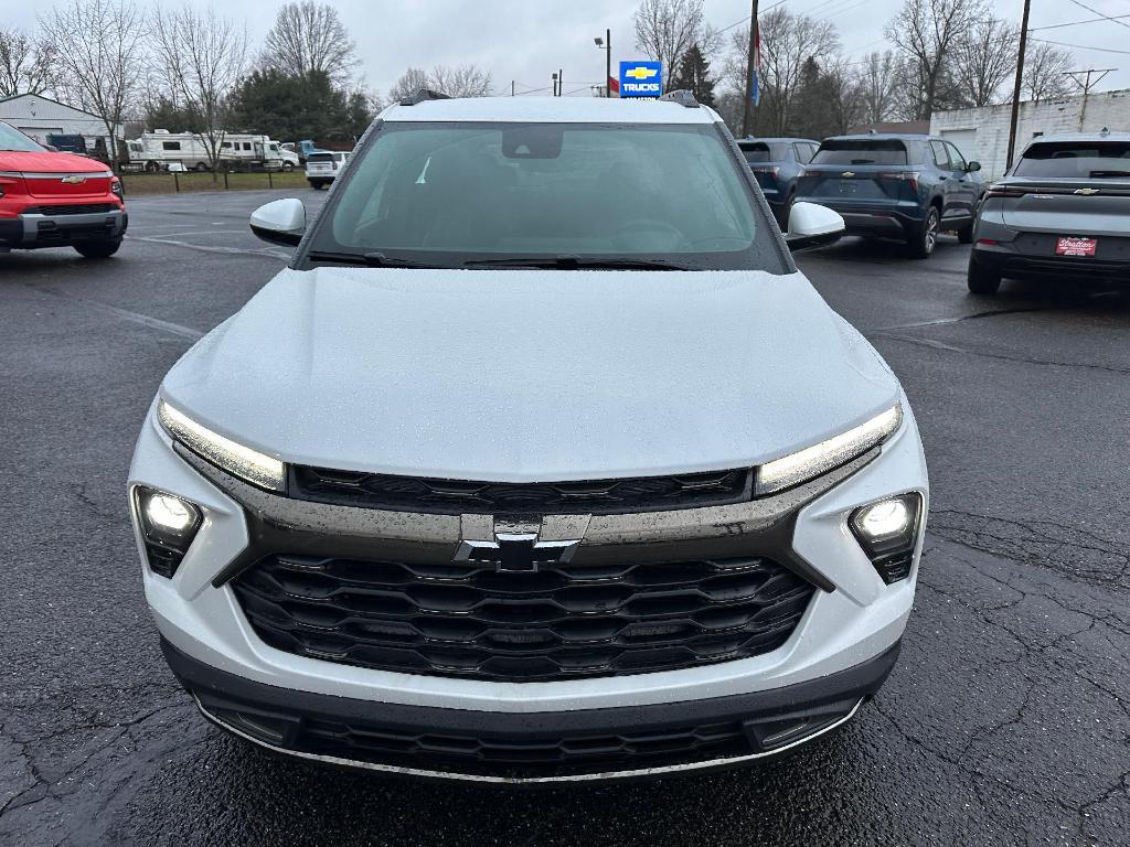 new 2025 Chevrolet TrailBlazer car, priced at $32,680