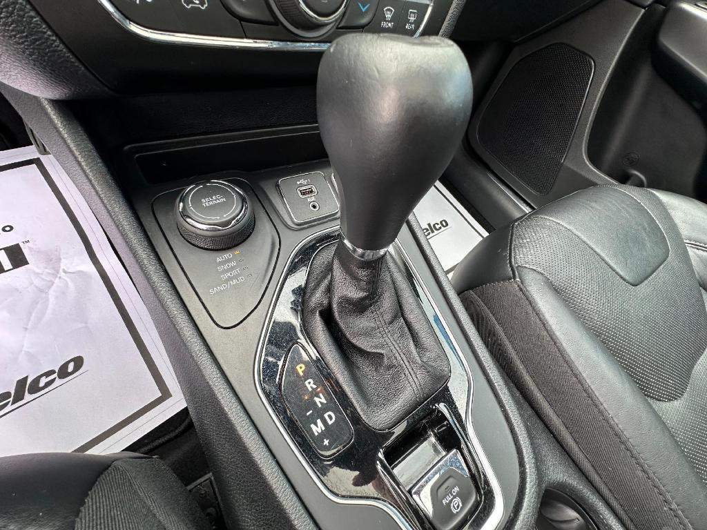 used 2019 Jeep Cherokee car, priced at $17,500
