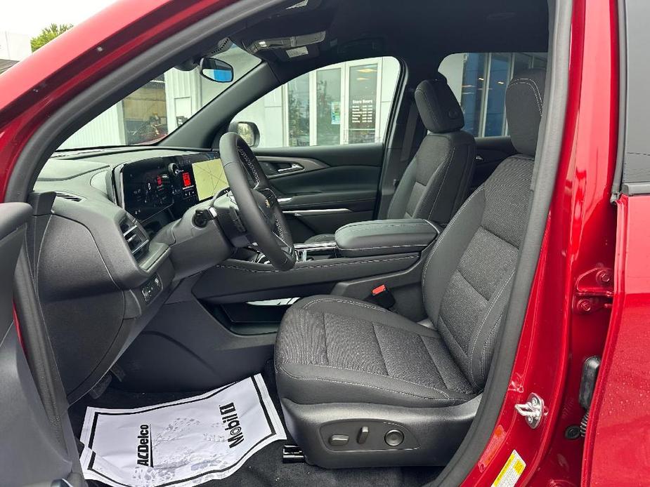 new 2024 Chevrolet Traverse car, priced at $41,365