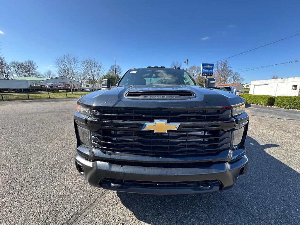 new 2025 Chevrolet Silverado 3500 car, priced at $65,310