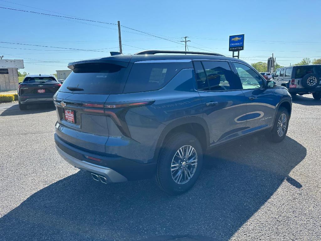 new 2025 Chevrolet Traverse car, priced at $43,045