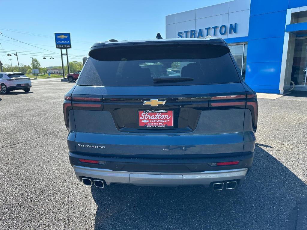 new 2025 Chevrolet Traverse car, priced at $43,045
