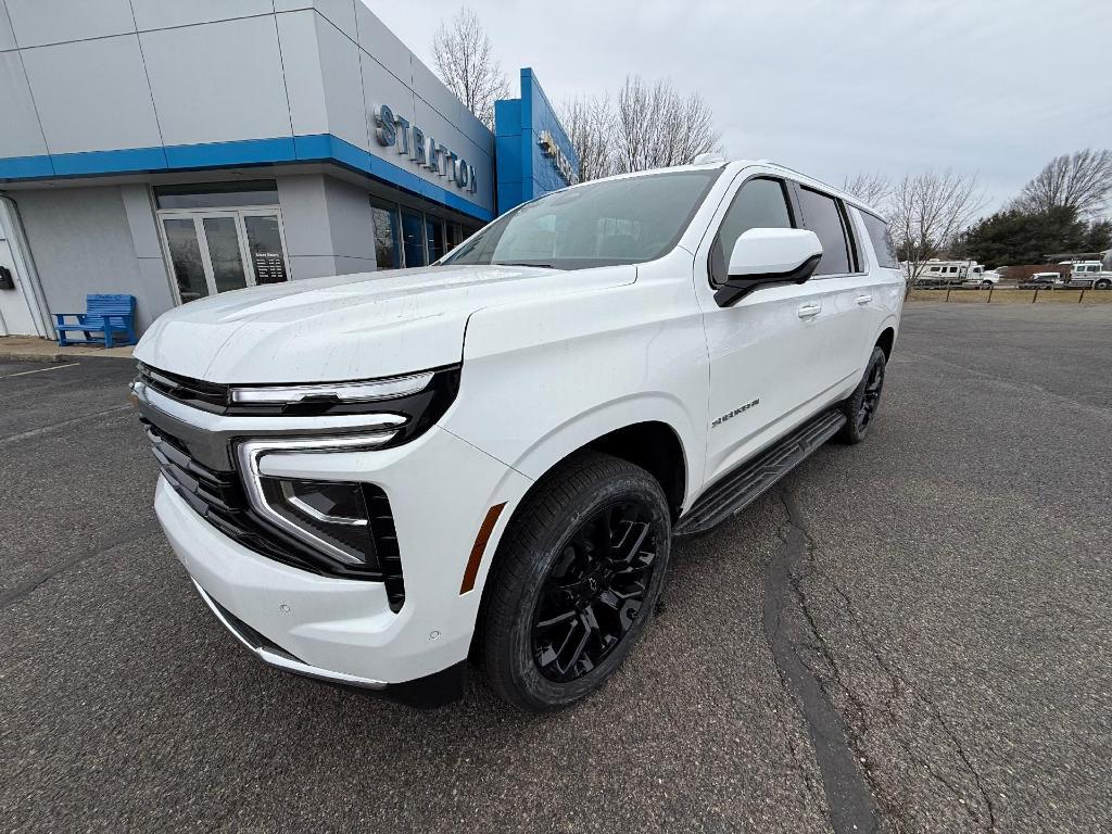 new 2025 Chevrolet Suburban car