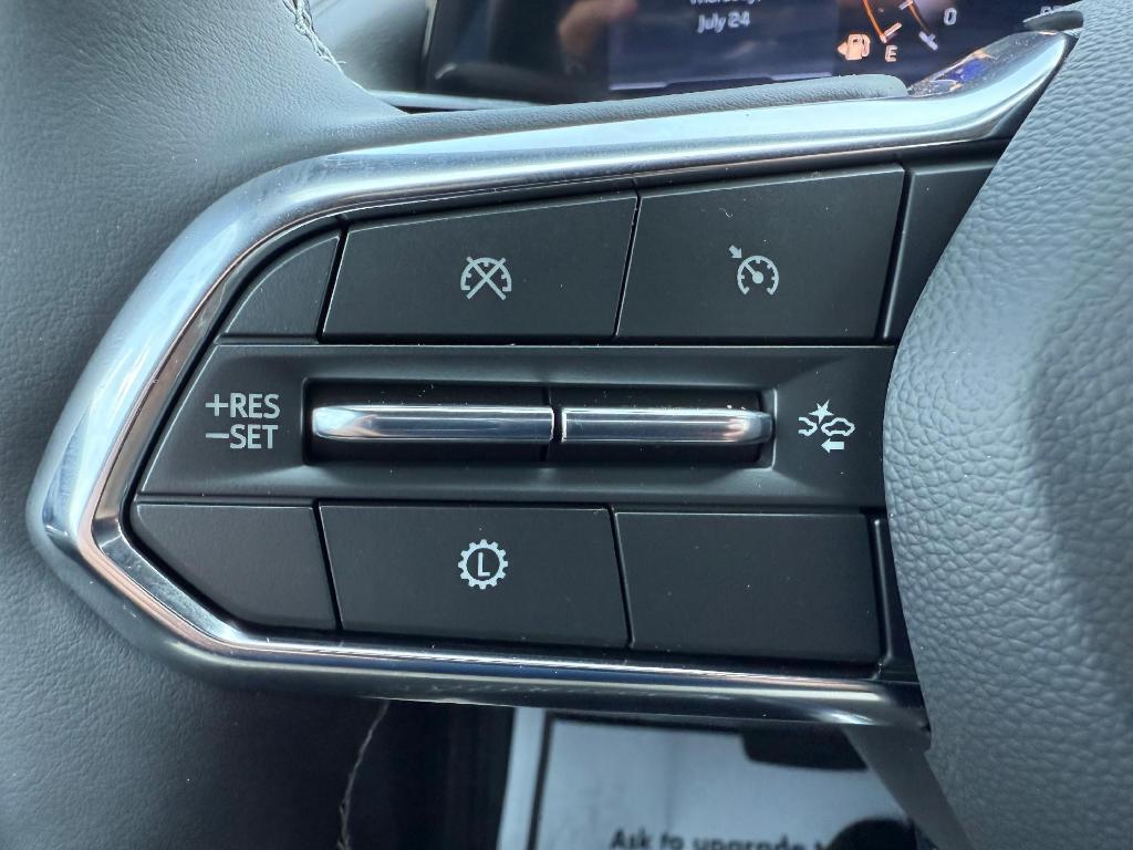 new 2025 Chevrolet Traverse car, priced at $41,169