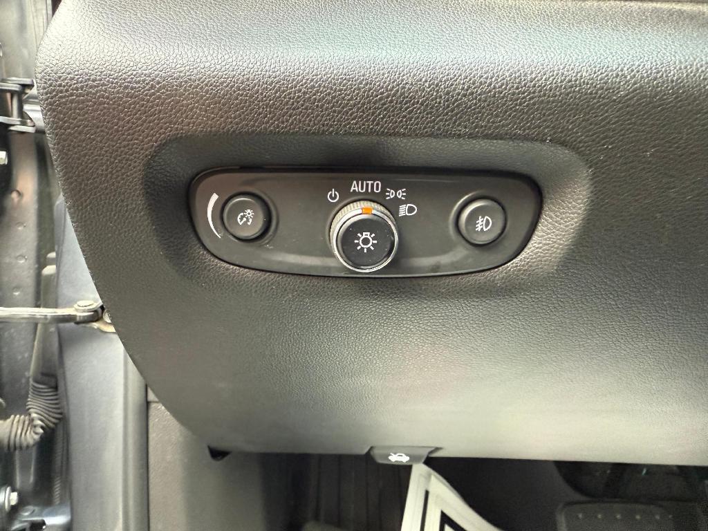 used 2020 Chevrolet Traverse car, priced at $19,500