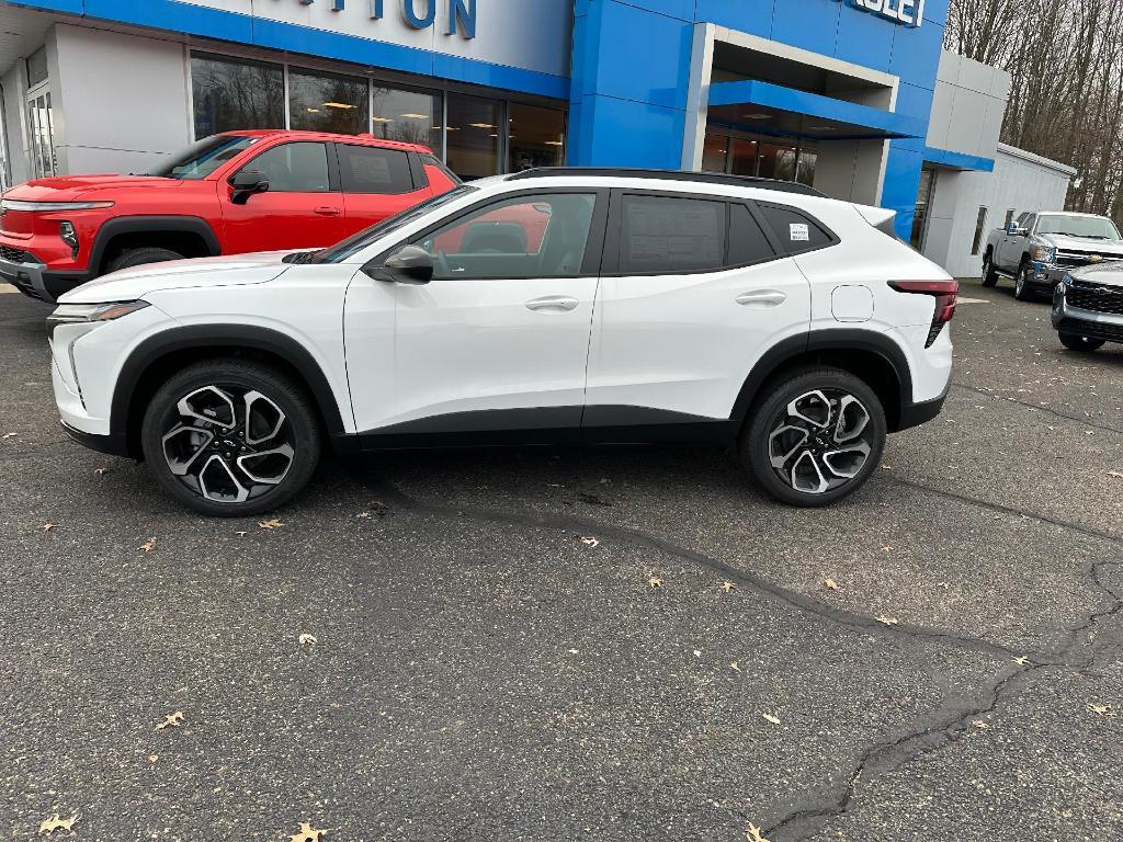 new 2025 Chevrolet Trax car, priced at $25,285