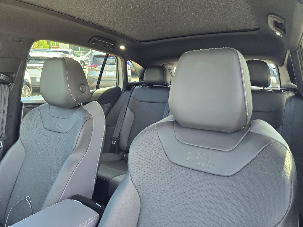 used 2023 Volkswagen ID.4 car, priced at $28,950