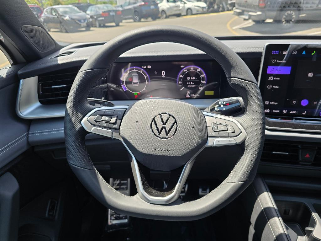 new 2025 Volkswagen Tiguan car
