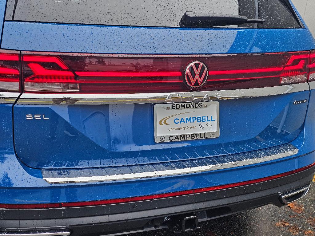 new 2025 Volkswagen Atlas car, priced at $45,999