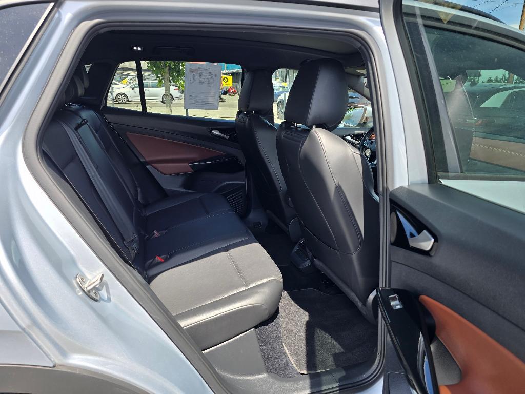 used 2021 Volkswagen ID.4 car, priced at $19,999
