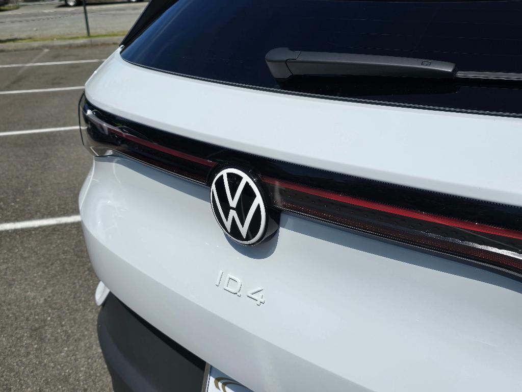 used 2021 Volkswagen ID.4 car, priced at $18,999