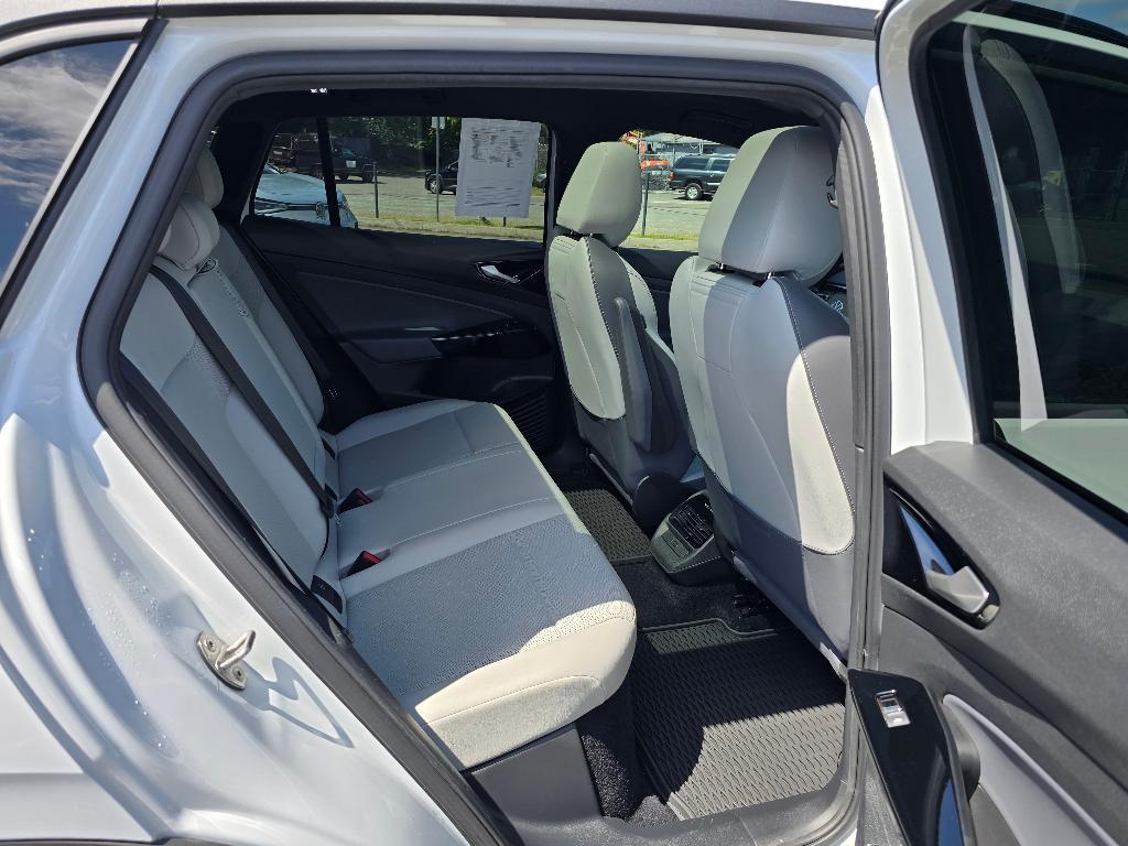 used 2021 Volkswagen ID.4 car, priced at $18,999