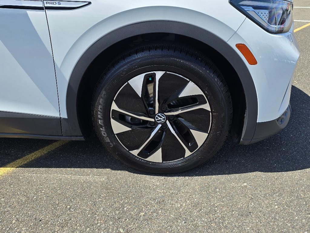 used 2021 Volkswagen ID.4 car, priced at $18,999