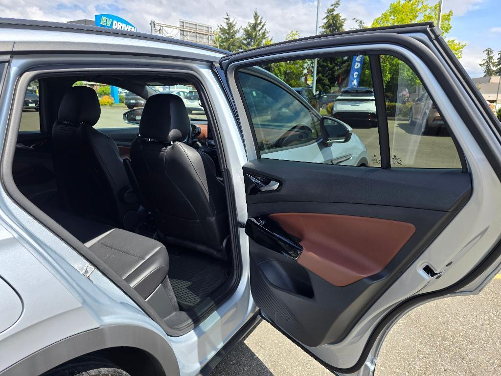 used 2021 Volkswagen ID.4 car, priced at $18,999