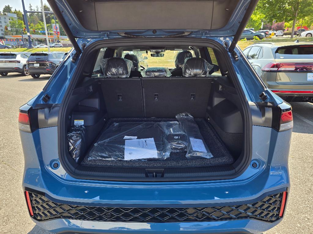 new 2025 Volkswagen Tiguan car