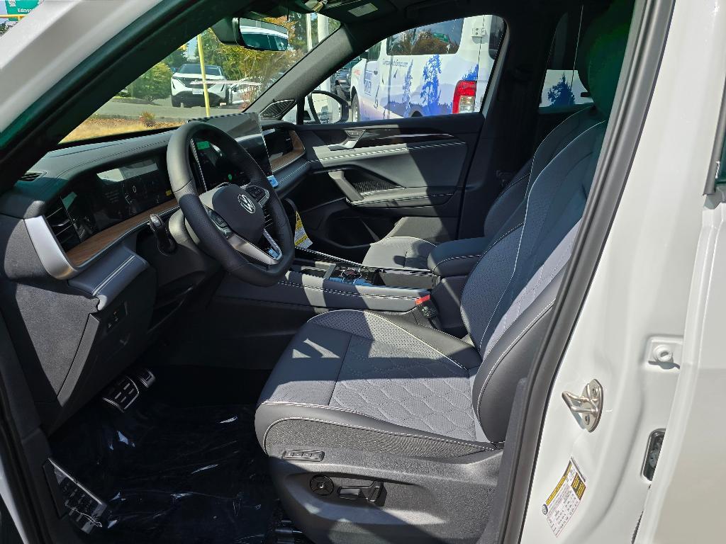 new 2025 Volkswagen Tiguan car
