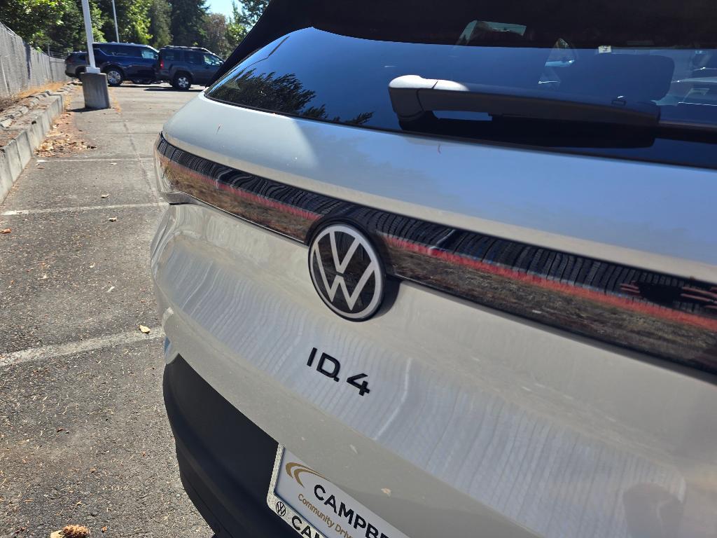 new 2025 Volkswagen ID.4 car