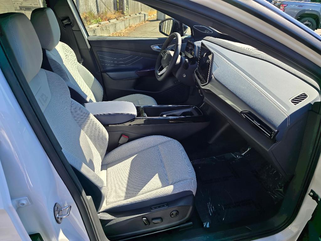 new 2025 Volkswagen ID.4 car