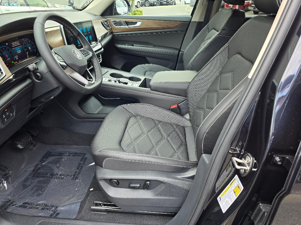 new 2025 Volkswagen Atlas car, priced at $37,400