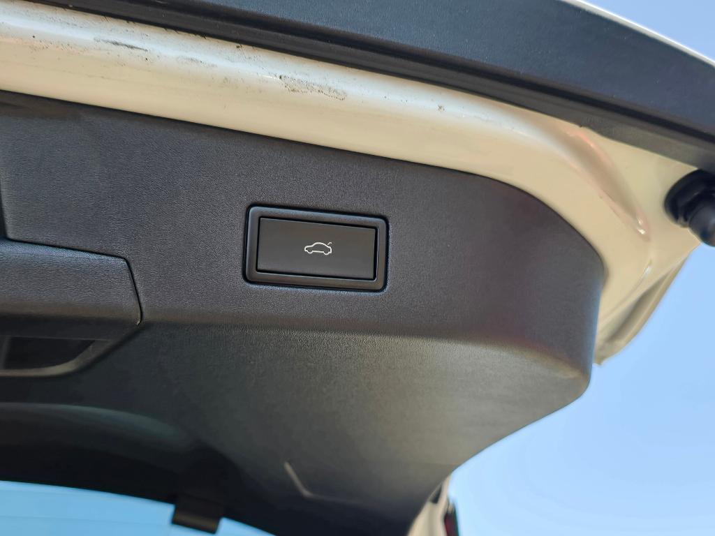 used 2021 Volkswagen ID.4 car, priced at $18,999
