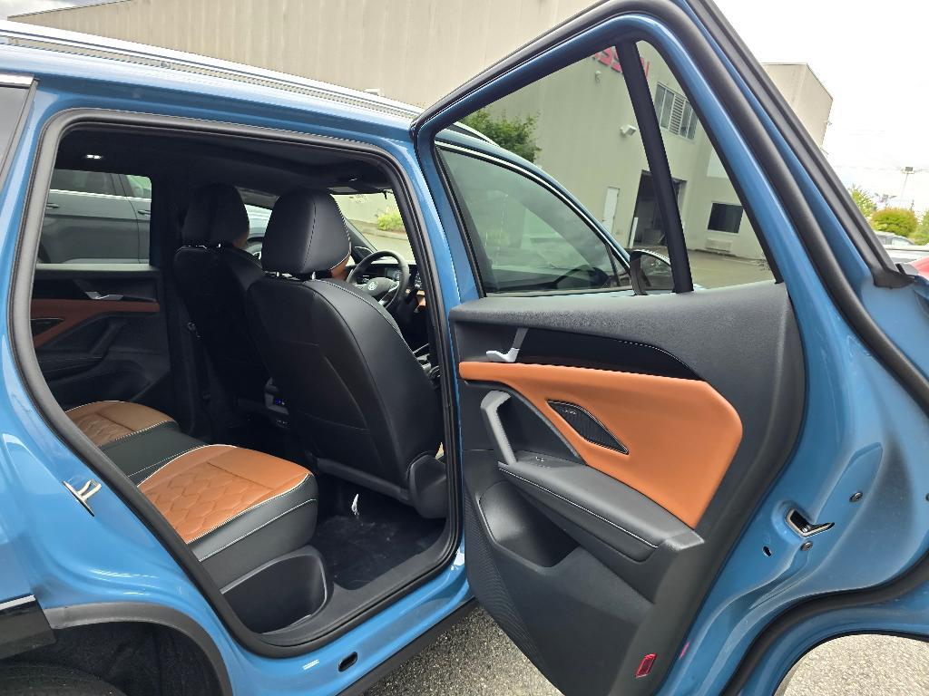 new 2025 Volkswagen Tiguan car