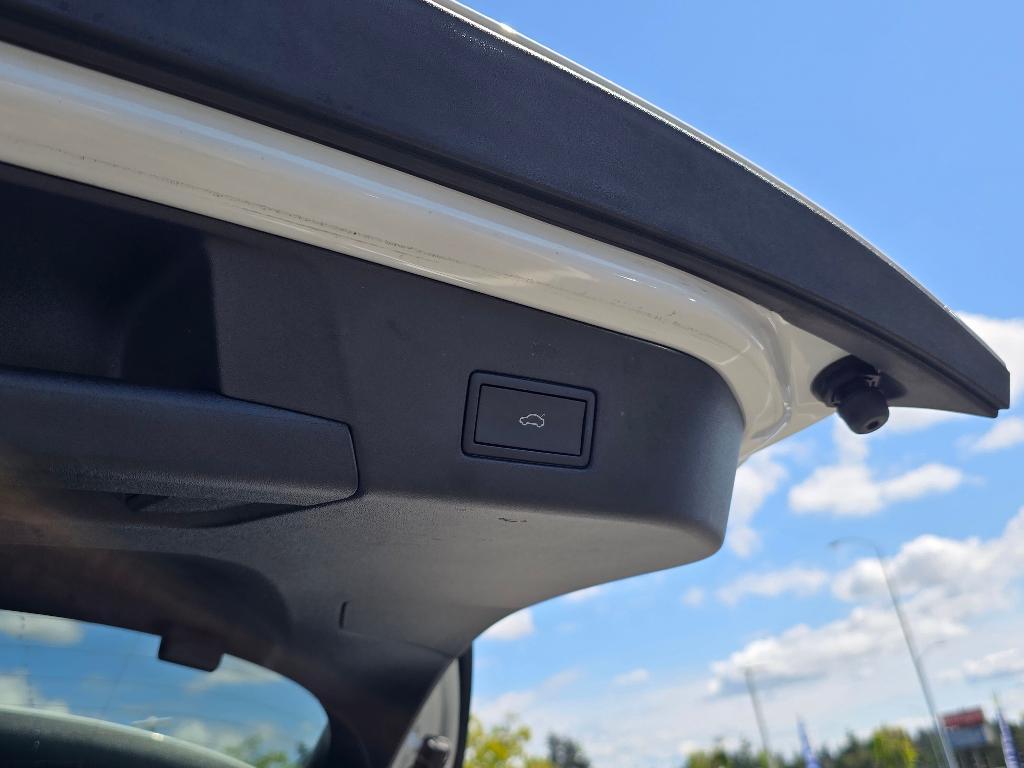 used 2021 Volkswagen ID.4 car, priced at $18,999